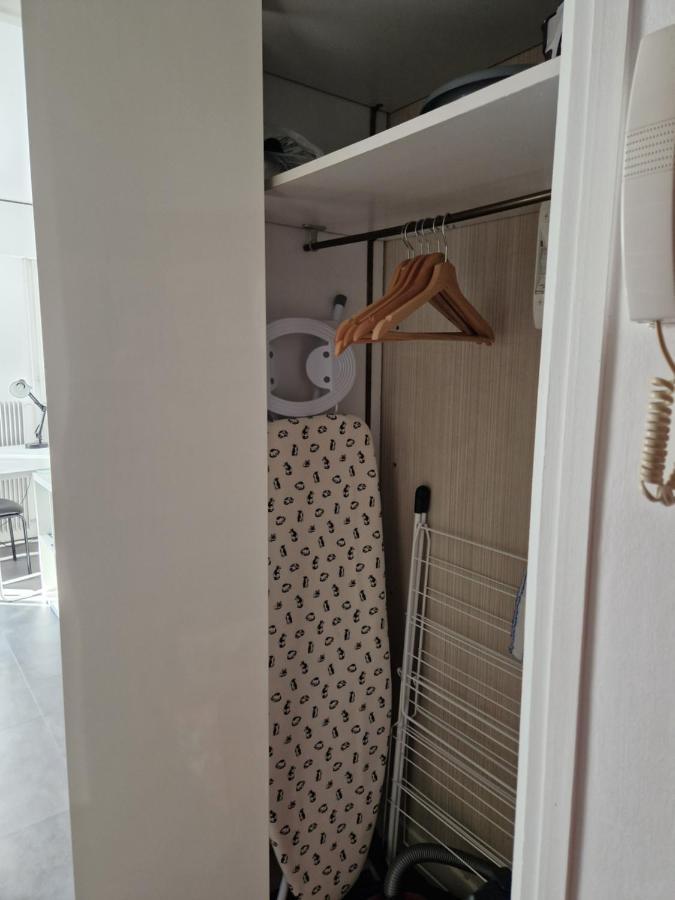 Studio Cosy Fontainebleau Hyper Centre Eksteriør bilde
